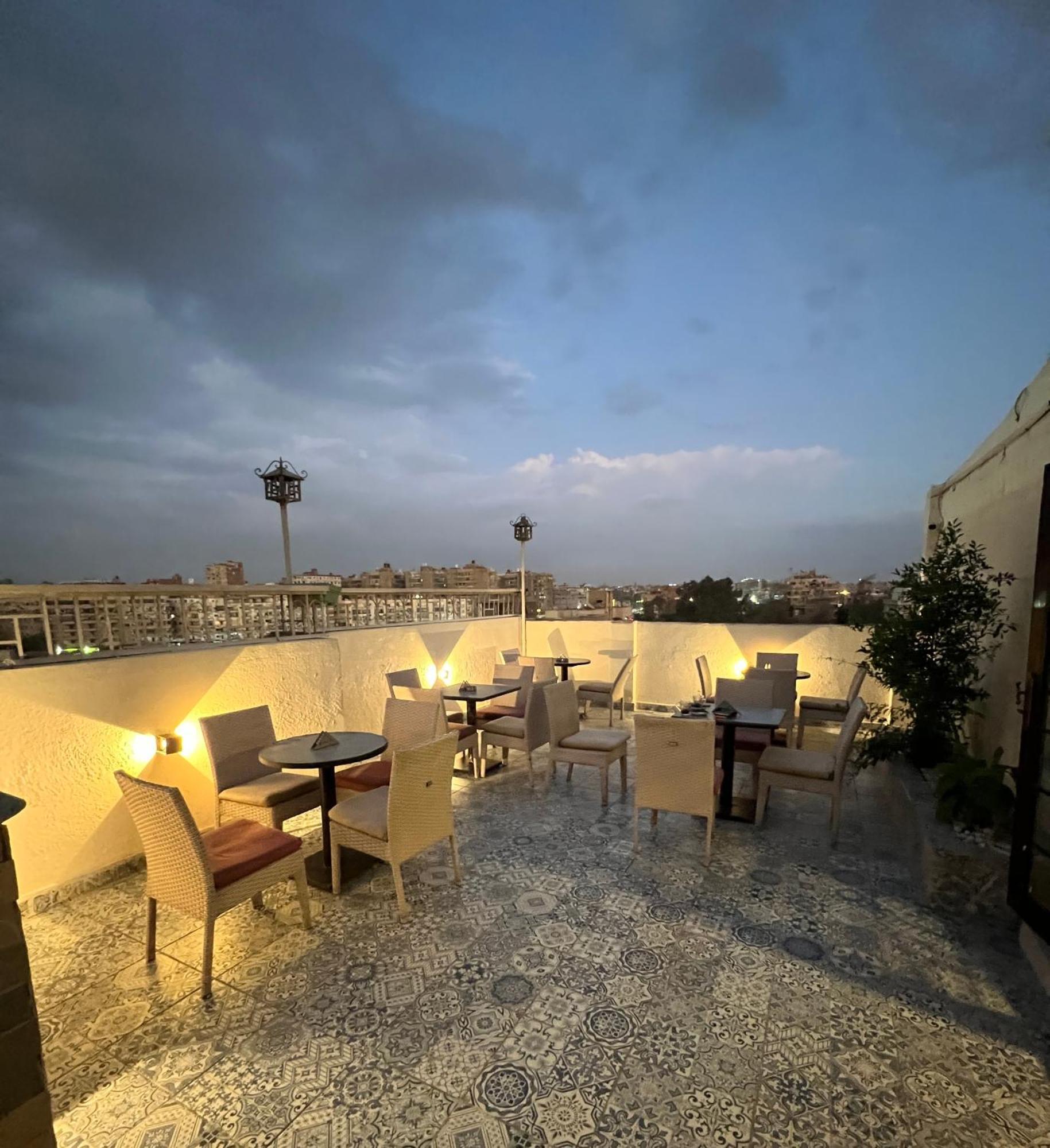 Pyramids Pride Inn Kafrat al Jabal Exterior foto